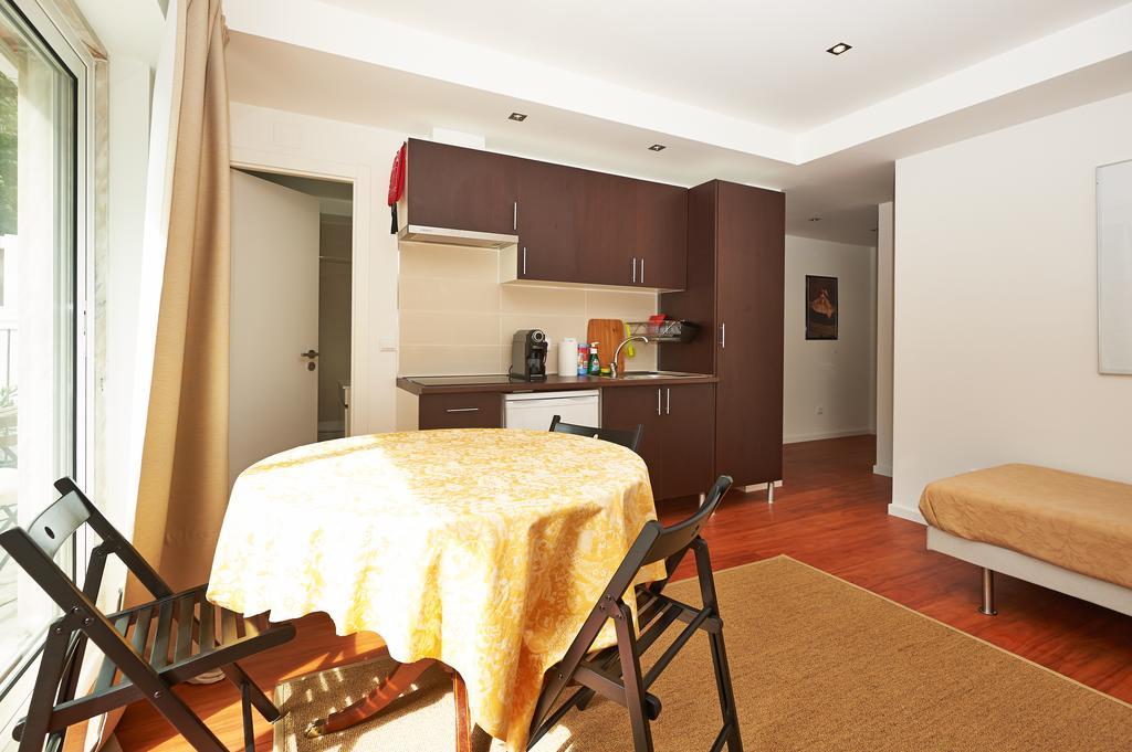 Villa Lunae - Sintra Flats ภายนอก รูปภาพ